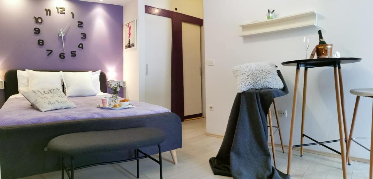 Apartments Nea 로비니 외부 사진