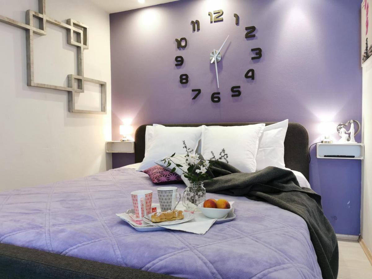 Apartments Nea 로비니 외부 사진